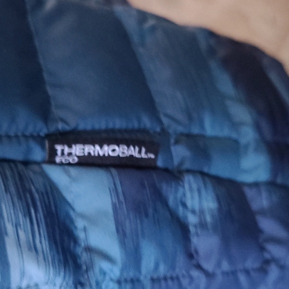Men's North face Thermoball eco jacket - Picture 3 of 6
